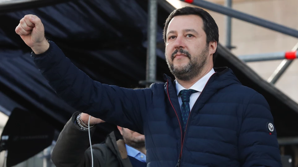 Σαλβίνι για ΕΕ: Δεν επιτίθενται σε μία κυβέρνηση, αλλά σε έναν λαό